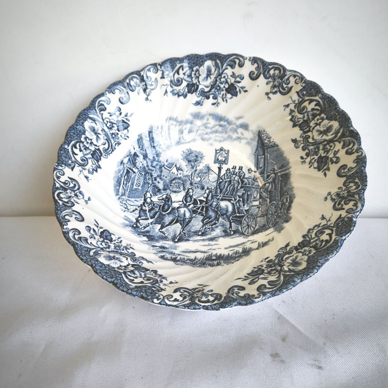 PLATO DE PORCELANA INGLESA DE JOHSON BROTHERS