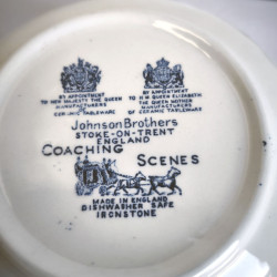 PLATO DE PORCELANA INGLESA DE JOHSON BROTHERS