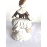 PAREJA DE FIGURAS DE PORCELANA  MARRÓN