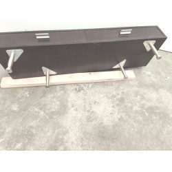 MUEBLE BAJO DE COLOR WENGUE OSCURO 2 CAJONES